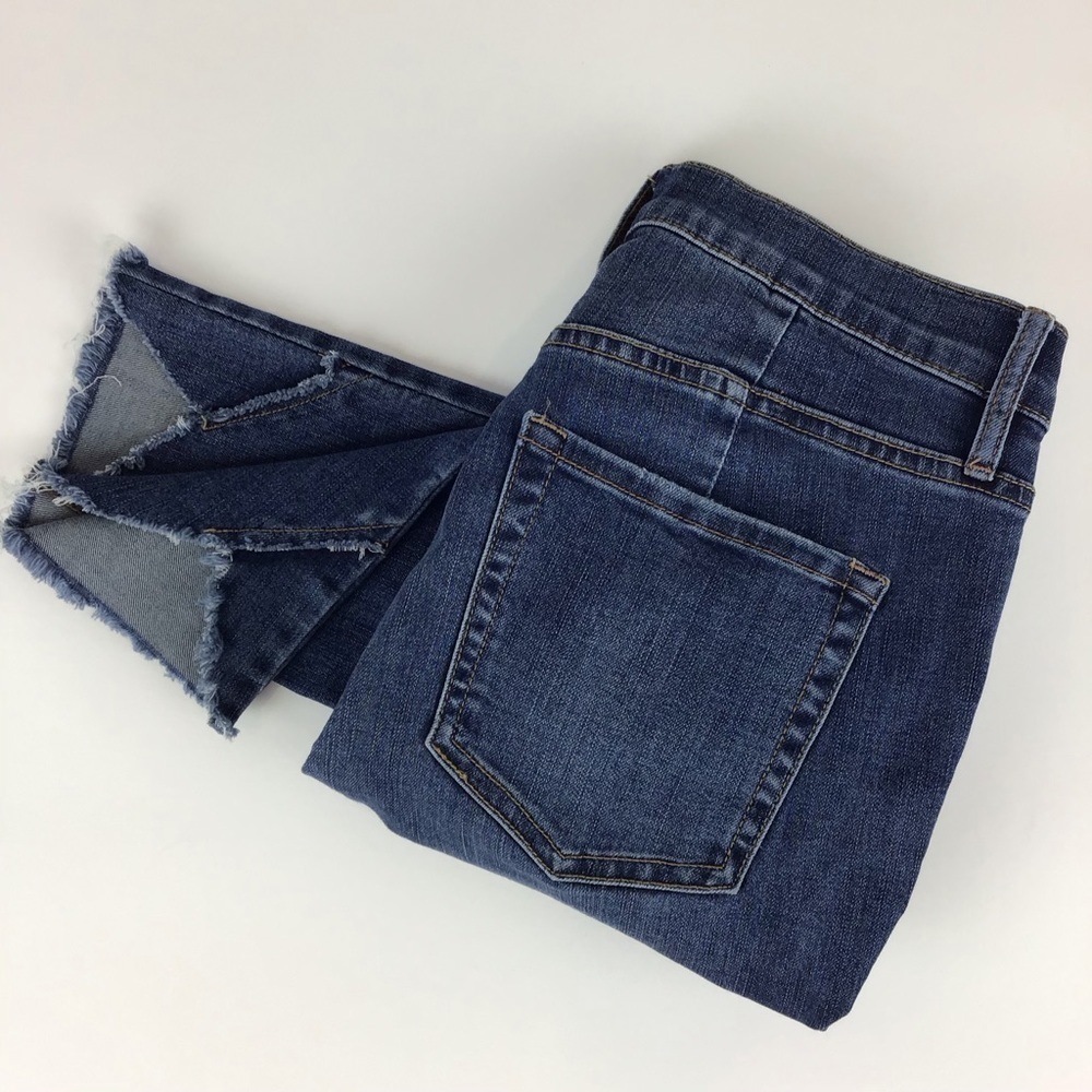 Free People High Waisted Distressed Raw Hemline Blue Jeans | 28